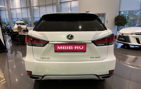 Lexus RX IV рестайлинг, 2021 год, 5 928 000 рублей, 7 фотография