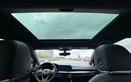Volkswagen Golf VIII, 2021 год, 2 225 000 рублей, 4 фотография