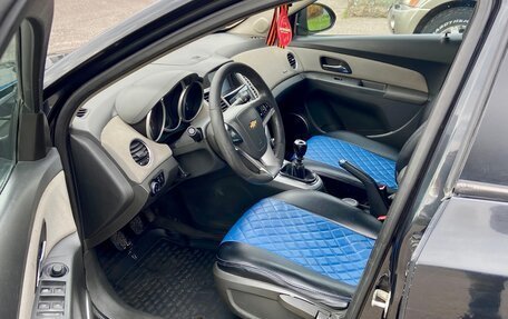 Chevrolet Cruze II, 2010 год, 560 000 рублей, 12 фотография