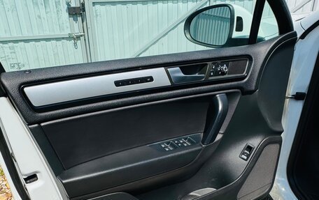 Volkswagen Touareg III, 2013 год, 1 960 000 рублей, 10 фотография