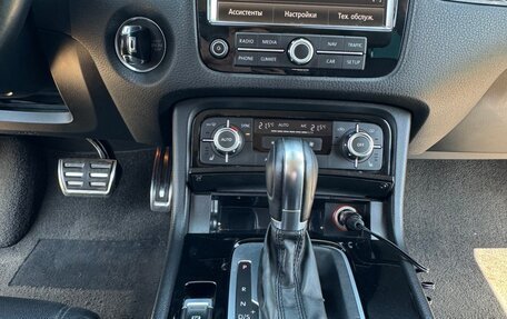 Volkswagen Touareg III, 2013 год, 1 960 000 рублей, 14 фотография