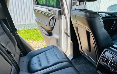 Volkswagen Touareg III, 2013 год, 1 960 000 рублей, 18 фотография