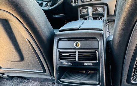 Volkswagen Touareg III, 2013 год, 1 960 000 рублей, 19 фотография