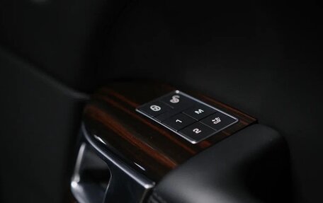 Land Rover Range Rover IV рестайлинг, 2015 год, 5 700 000 рублей, 21 фотография