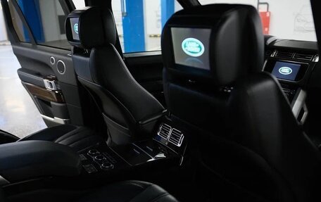 Land Rover Range Rover IV рестайлинг, 2015 год, 5 700 000 рублей, 25 фотография