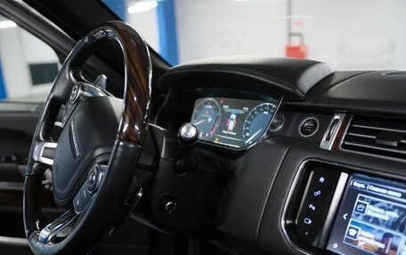 Land Rover Range Rover IV рестайлинг, 2015 год, 5 700 000 рублей, 34 фотография
