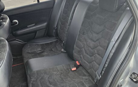 Nissan Tiida, 2011 год, 850 000 рублей, 12 фотография
