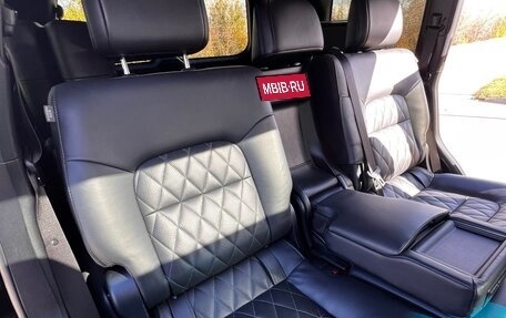Toyota Land Cruiser 200, 2017 год, 5 900 000 рублей, 11 фотография