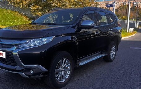 Mitsubishi Pajero Sport III рестайлинг, 2020 год, 3 300 000 рублей, 10 фотография