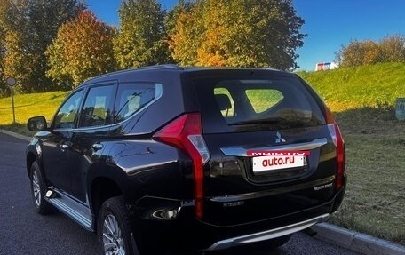 Mitsubishi Pajero Sport III рестайлинг, 2020 год, 3 300 000 рублей, 6 фотография