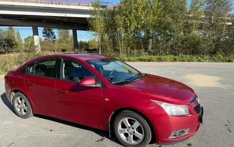 Chevrolet Cruze II, 2010 год, 590 000 рублей, 6 фотография