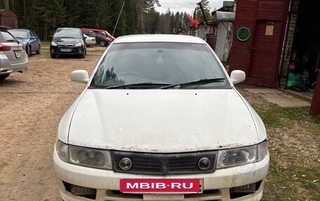 Mitsubishi Mirage VI рестайлинг, 1999 год, 200 000 рублей, 1 фотография