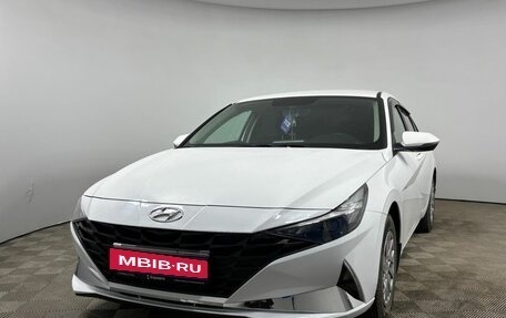 Hyundai Elantra, 2021 год, 1 890 000 рублей, 1 фотография