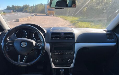 Skoda Yeti I рестайлинг, 2014 год, 1 000 000 рублей, 9 фотография