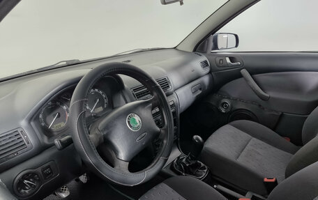 Skoda Octavia IV, 2005 год, 305 000 рублей, 11 фотография