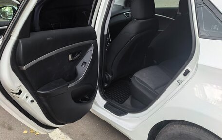 Hyundai i30 II рестайлинг, 2012 год, 870 000 рублей, 11 фотография