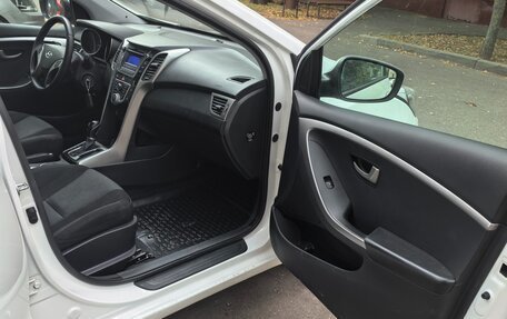 Hyundai i30 II рестайлинг, 2012 год, 870 000 рублей, 10 фотография