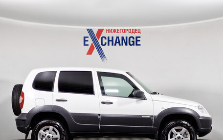 Chevrolet Niva I рестайлинг, 2016 год, 699 000 рублей, 3 фотография