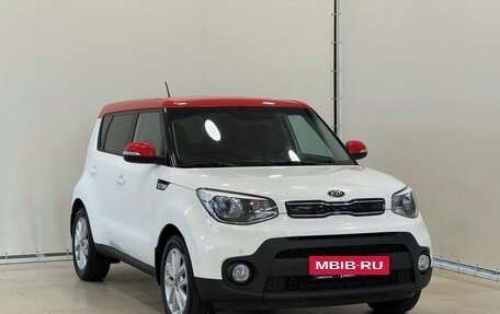 KIA Soul II рестайлинг, 2018 год, 1 737 000 рублей, 2 фотография