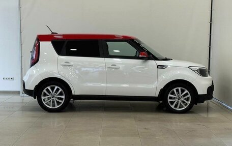 KIA Soul II рестайлинг, 2018 год, 1 737 000 рублей, 11 фотография