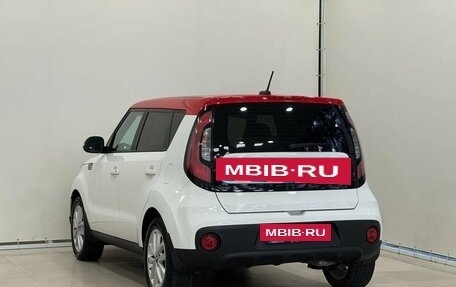 KIA Soul II рестайлинг, 2018 год, 1 737 000 рублей, 7 фотография