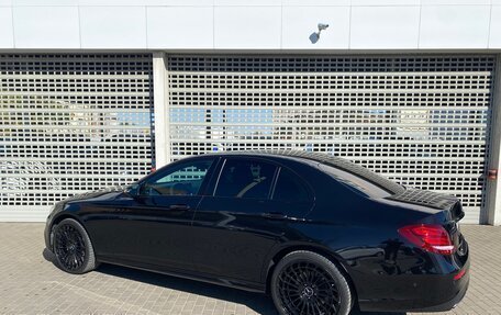 Mercedes-Benz E-Класс, 2018 год, 4 847 000 рублей, 7 фотография