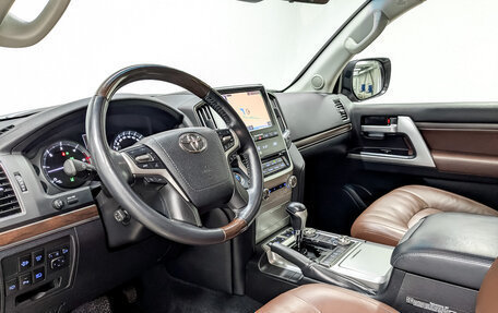 Toyota Land Cruiser 200, 2016 год, 7 345 000 рублей, 16 фотография