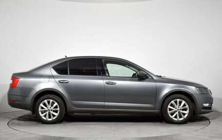 Skoda Octavia, 2017 год, 1 429 000 рублей, 4 фотография