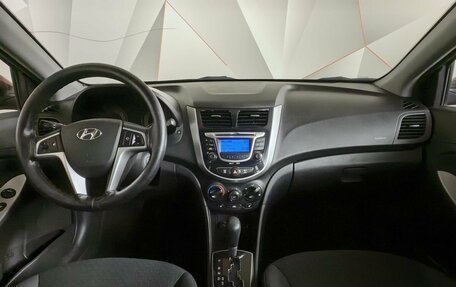 Hyundai Solaris II рестайлинг, 2013 год, 719 000 рублей, 12 фотография