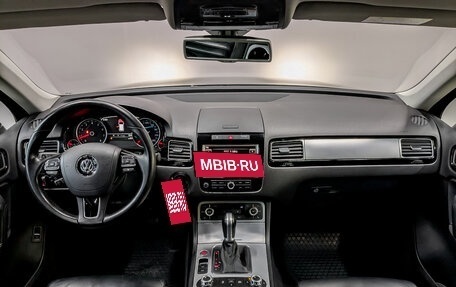 Volkswagen Touareg III, 2014 год, 3 265 000 рублей, 14 фотография