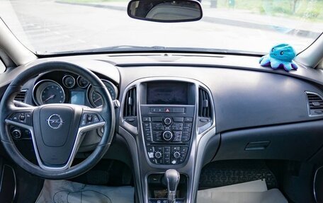 Opel Astra J, 2010 год, 600 000 рублей, 16 фотография