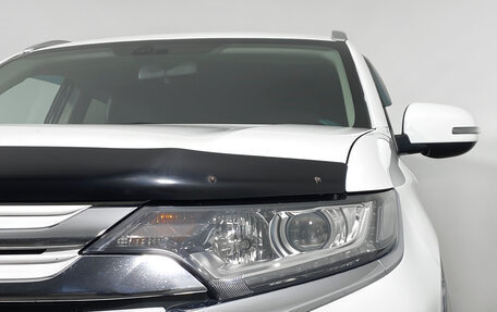 Mitsubishi Outlander III рестайлинг 3, 2015 год, 1 609 000 рублей, 8 фотография