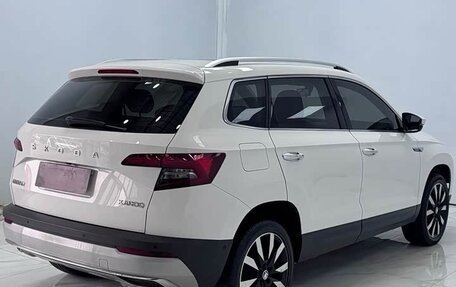 Skoda Karoq I, 2021 год, 1 720 000 рублей, 6 фотография