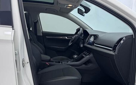 Skoda Karoq I, 2021 год, 1 720 000 рублей, 10 фотография