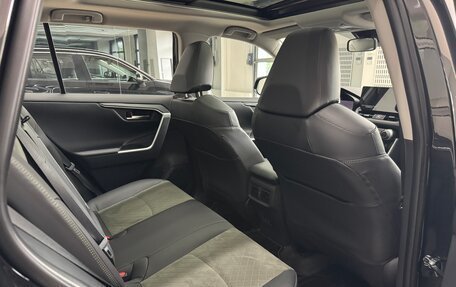Toyota RAV4, 2025 год, 4 690 000 рублей, 14 фотография