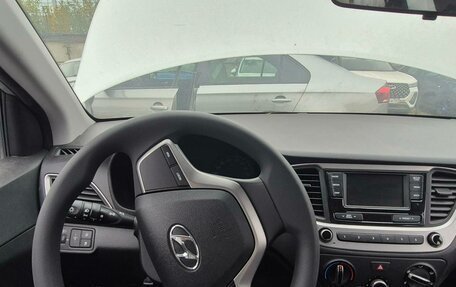 Hyundai Solaris II рестайлинг, 2017 год, 1 132 000 рублей, 10 фотография