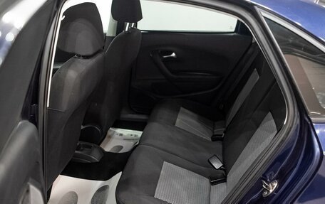 Volkswagen Polo VI (EU Market), 2013 год, 1 110 000 рублей, 13 фотография