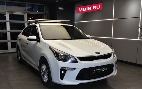 KIA Rio IV, 2017 год, 925 000 рублей, 3 фотография
