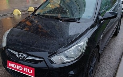 Hyundai Solaris II рестайлинг, 2011 год, 730 000 рублей, 1 фотография