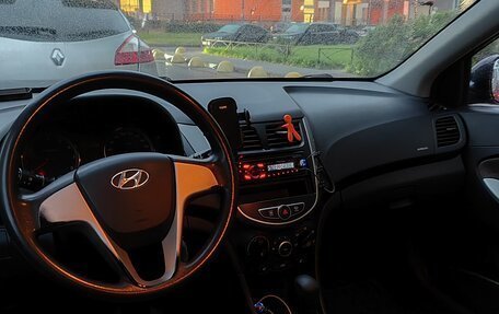 Hyundai Solaris II рестайлинг, 2011 год, 730 000 рублей, 15 фотография