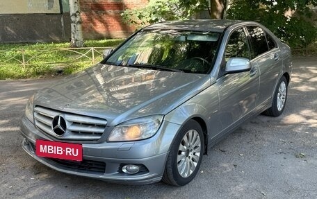 Mercedes-Benz C-Класс, 2008 год, 750 000 рублей, 1 фотография