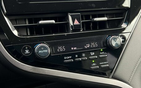 Toyota Camry, 2021 год, 2 760 000 рублей, 11 фотография