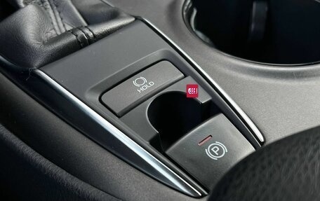 Toyota Camry, 2021 год, 2 760 000 рублей, 16 фотография