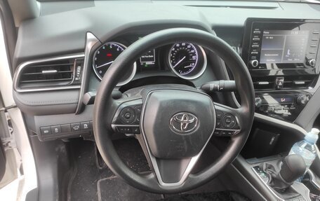 Toyota Camry, 2022 год, 2 500 000 рублей, 7 фотография