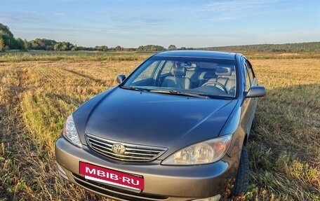 Toyota Camry V40, 2004 год, 570 000 рублей, 4 фотография