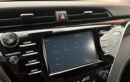 Toyota Camry, 2017 год, 2 449 000 рублей, 10 фотография