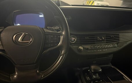 Lexus LS IV, 2018 год, 4 300 000 рублей, 4 фотография