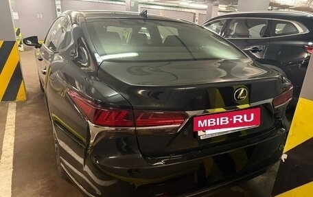 Lexus LS IV, 2018 год, 4 300 000 рублей, 6 фотография