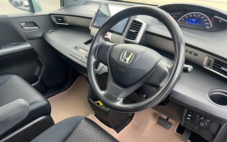 Honda Freed I, 2011 год, 950 000 рублей, 7 фотография