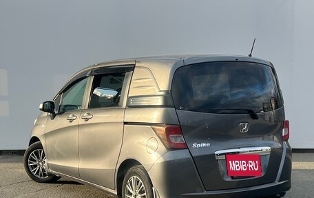 Honda Freed I, 2011 год, 950 000 рублей, 4 фотография